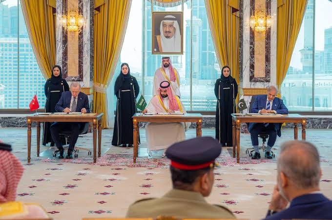 The Mecca Defense Agreement: A Strategic Triangle Taking Shape